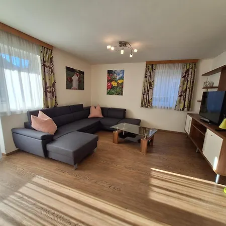 Schladmingerin * Schladming